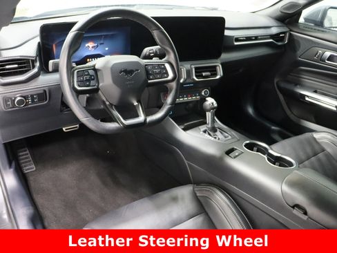 Used 2024 Ford Mustang GT Premium image 13