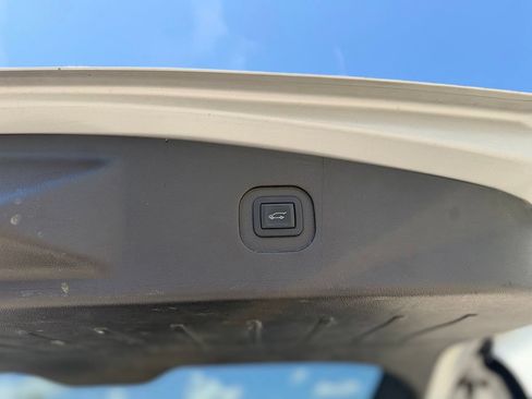 Used 2015 GMC Terrain Denali FWD image 27