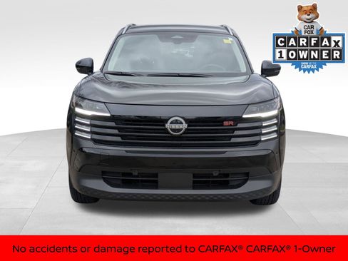 Certified 2025 Nissan Kicks SR image 3