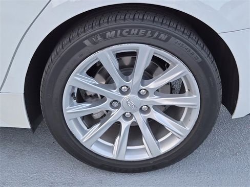 Certified 2022 Cadillac CT5 Luxury image 11