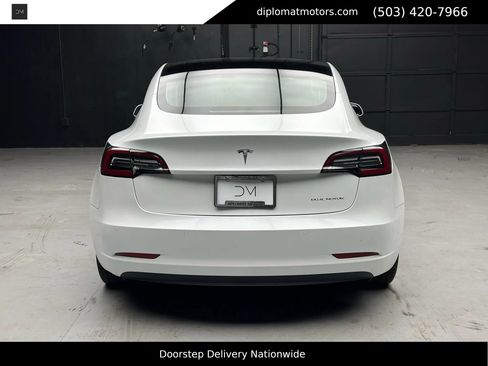 Used 2020 Tesla Model 3 Long Range image 5