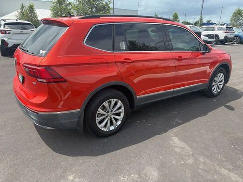 Used 2018 Volkswagen Tiguan SE FWD image 3