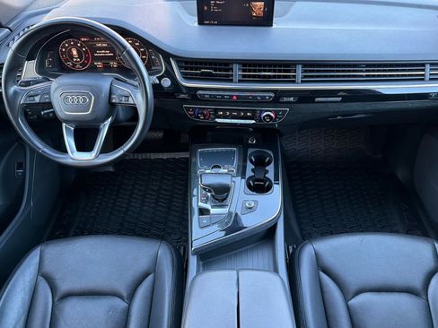 Used 2017 Audi Q7 3.0T Premium Plus image 3