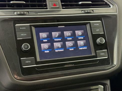 Used 2021 Volkswagen Tiguan S FWD image 25