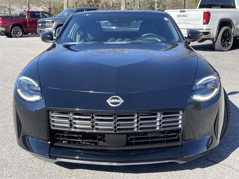 Used 2024 Nissan Z Performance w/ Floor Mat Package image 8