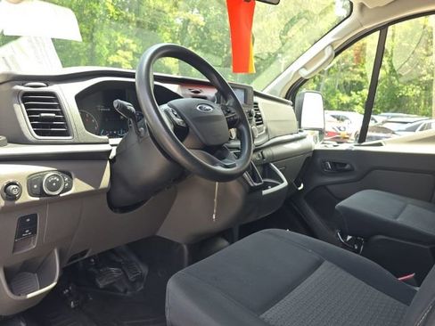 Used 2024 Ford Transit 250 Low Roof w/ Exterior Upgrade Package RWD image 19