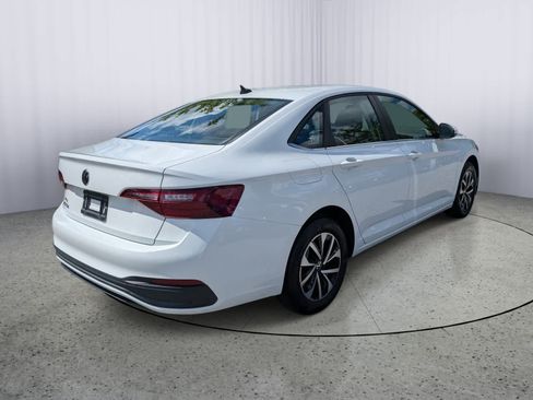 Used 2024 Volkswagen Jetta S FWD image 3