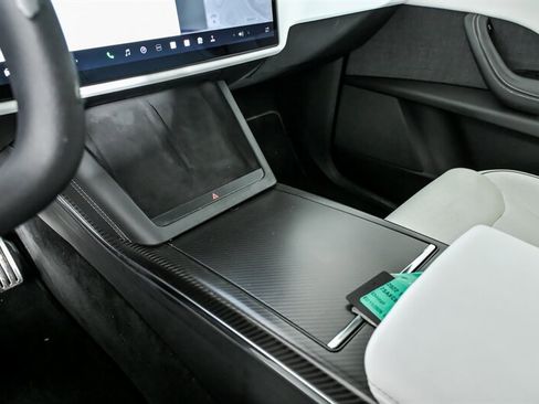 Used 2022 Tesla Model X Plaid AWD/4WD image 35