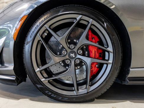 Used 2019 Ferrari 812 Superfast image 35