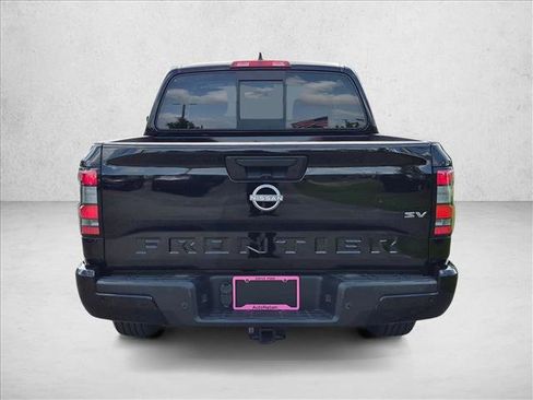 Used 2022 Nissan Frontier SV RWD image 6