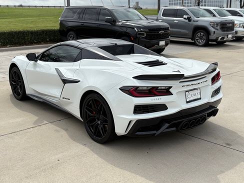Used 2025 Chevrolet Corvette Z06 w/ Stealth Interior Trim Package image 12