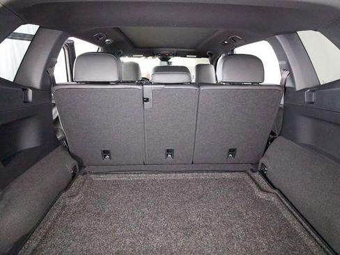 Used 2024 Volkswagen Tiguan SEL R-Line w/ MDO Package, Two-Row AWD/4WD image 24