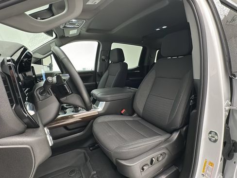 Used 2024 GMC Sierra 1500 Elevation w/ Preferred Package AWD/4WD image 16