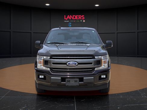 Used 2018 Ford F150 XLT w/ Equipment Group 302A Luxury RWD image 6