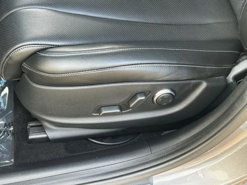 Used 2023 Genesis G80 2.5T image 20