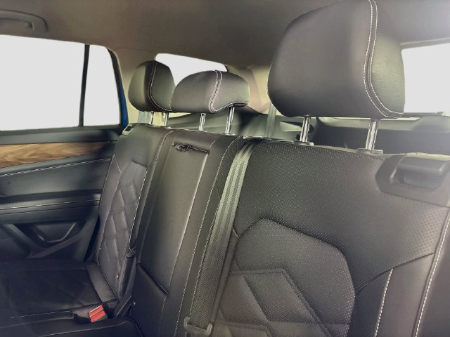 Certified 2025 Volkswagen Atlas SE AWD/4WD image 22
