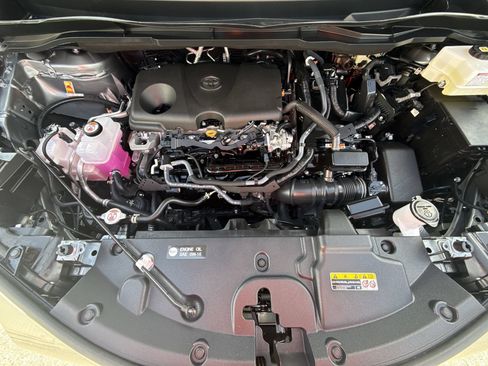 Certified 2026 Toyota Sienna XLE FWD image 18