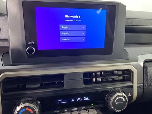 Used 2025 Toyota Tacoma SR5 AWD/4WD image 19