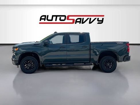 Used 2025 Chevrolet Silverado 1500 Custom Trail Boss w/ LPO, Dark Essentials Package AWD/4WD image 4