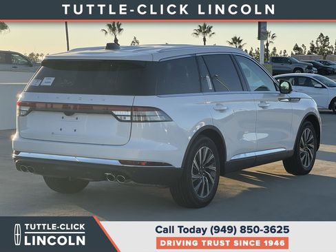 New 2026 Lincoln Aviator 2WD image 6