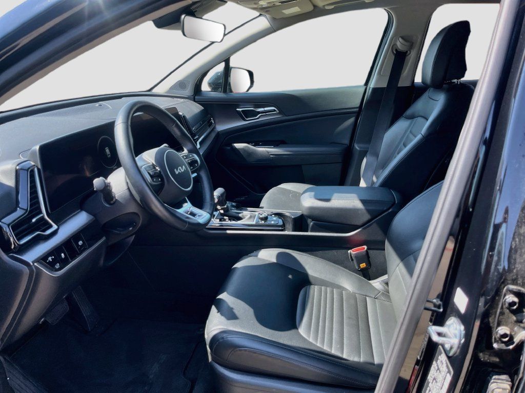 Used 2025 Kia Sportage SX FWD image 22