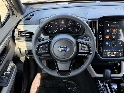 Used 2026 Subaru Forester Premium AWD/4WD image 11