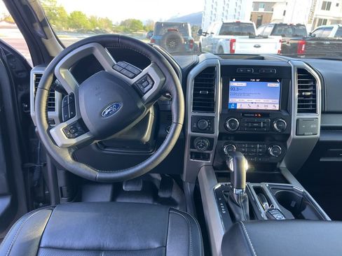 Used 2019 Ford F150 Lariat image 22