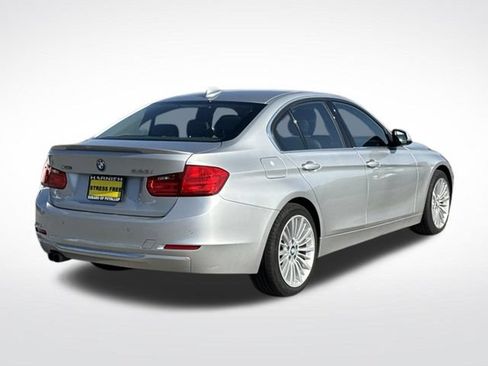 Used 2015 BMW 328i xDrive Sedan AWD/4WD image 8