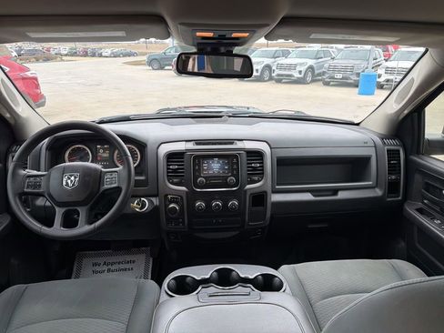 Used 2016 RAM 1500 Express w/ Black Ram 1500 Express Group image 18