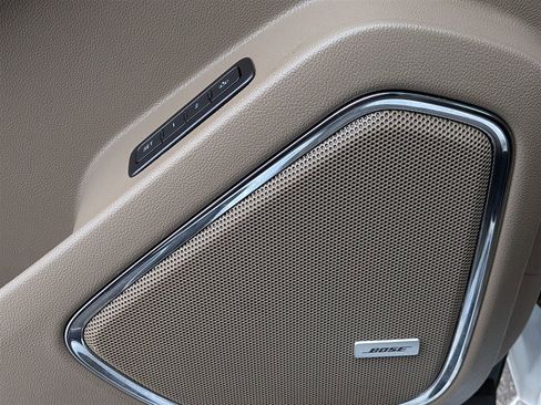 Used 2016 Chevrolet Tahoe LTZ image 14