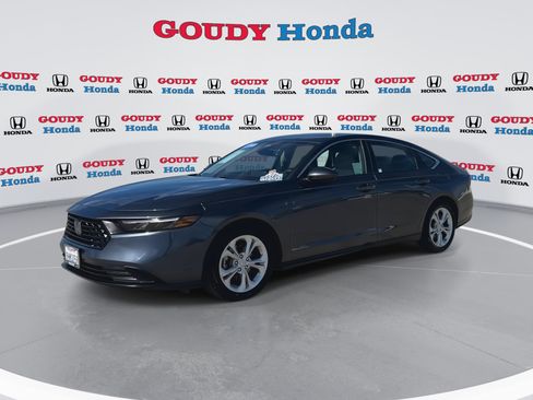Certified 2023 Honda Accord LX image 4