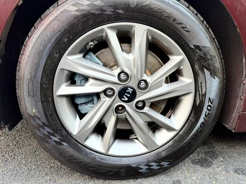 Used 2019 Kia Optima LX FWD image 45