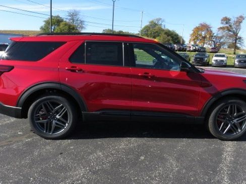 New 2026 Ford Explorer ST image 9