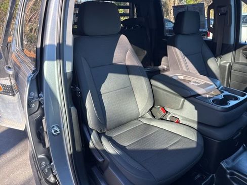 Used 2024 GMC Sierra 3500 SLE w/ SLE Convenience Package image 30