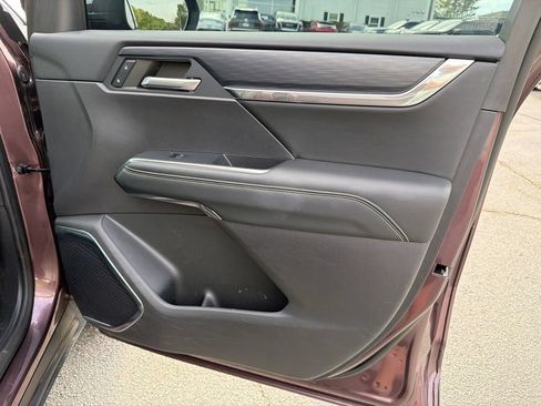 Used 2024 GMC Acadia Elevation w/ Luxury Package FWD image 14