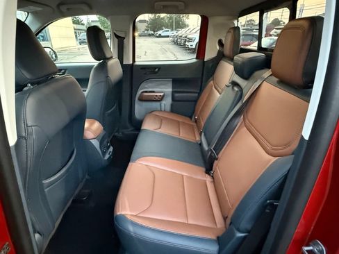 Used 2023 Ford Maverick Lariat w/ Lariat Luxury Package AWD/4WD image 14