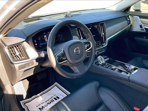 Certified 2023 Volvo S90 T8 Ultimate image 17
