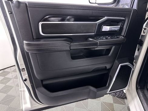 Used 2020 RAM 2500 Laramie w/ Night Edition image 23