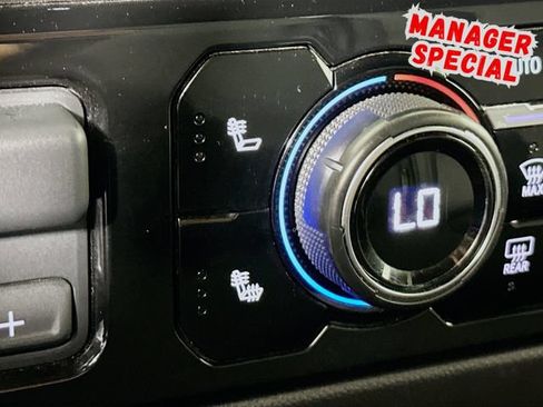 Used 2025 Chevrolet Silverado 1500 LT RWD image 22