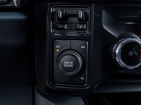 Used 2026 Ford F350 Lariat w/ Lariat Premium Package image 24