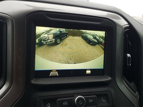 Used 2019 Chevrolet Silverado 1500 Custom Trail Boss w/ Infotainment Package image 19