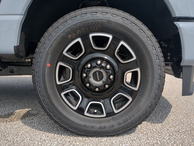 New 2026 Ford F250 Platinum AWD/4WD image 11