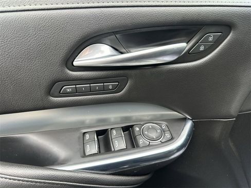 Used 2023 Cadillac XT4 Premium Luxury image 13