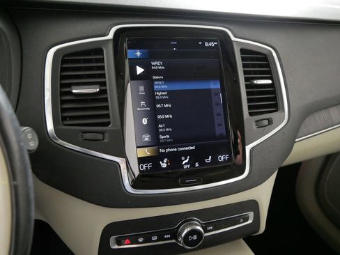 Used 2020 Volvo XC90 T6 Momentum image 22