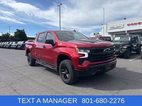 Used 2024 Chevrolet Silverado 1500 LT Trail Boss w/ Convenience Package II AWD/4WD image 2