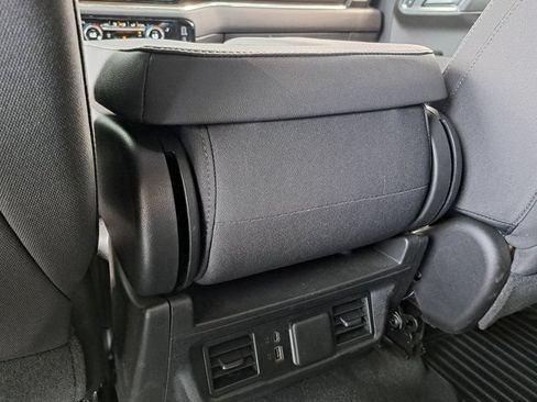 Used 2023 Chevrolet Silverado 1500 LT AWD/4WD image 27
