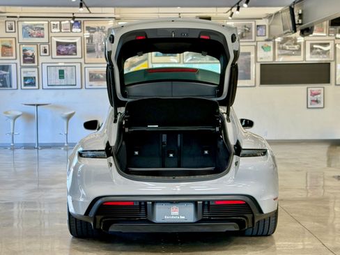 Used 2023 Porsche Taycan GTS AWD/4WD image 33