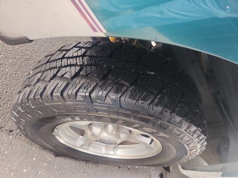 Used 1997 Ford F150 XLT image 8