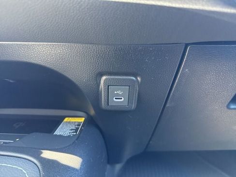Used 2026 Toyota Corolla SE FWD image 29