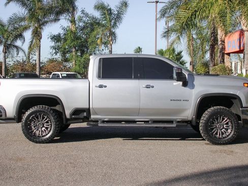 Used 2020 Chevrolet Silverado 3500 LTZ w/ Gooseneck/5TH Wheel Package image 11